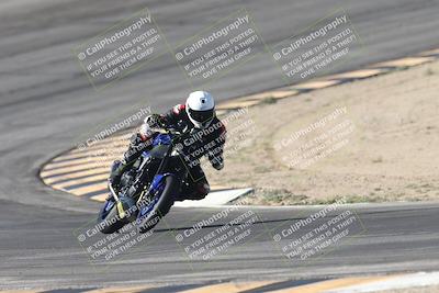 media/Oct-30-2025-Racers Edge (Thu) [[dabbdaf680]]/3-B Group/Session 2 (Bowl Exit)/